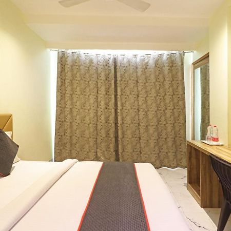 Hotel Good Vibe Near Delhi Igi Airport Нью-Делі Екстер'єр фото