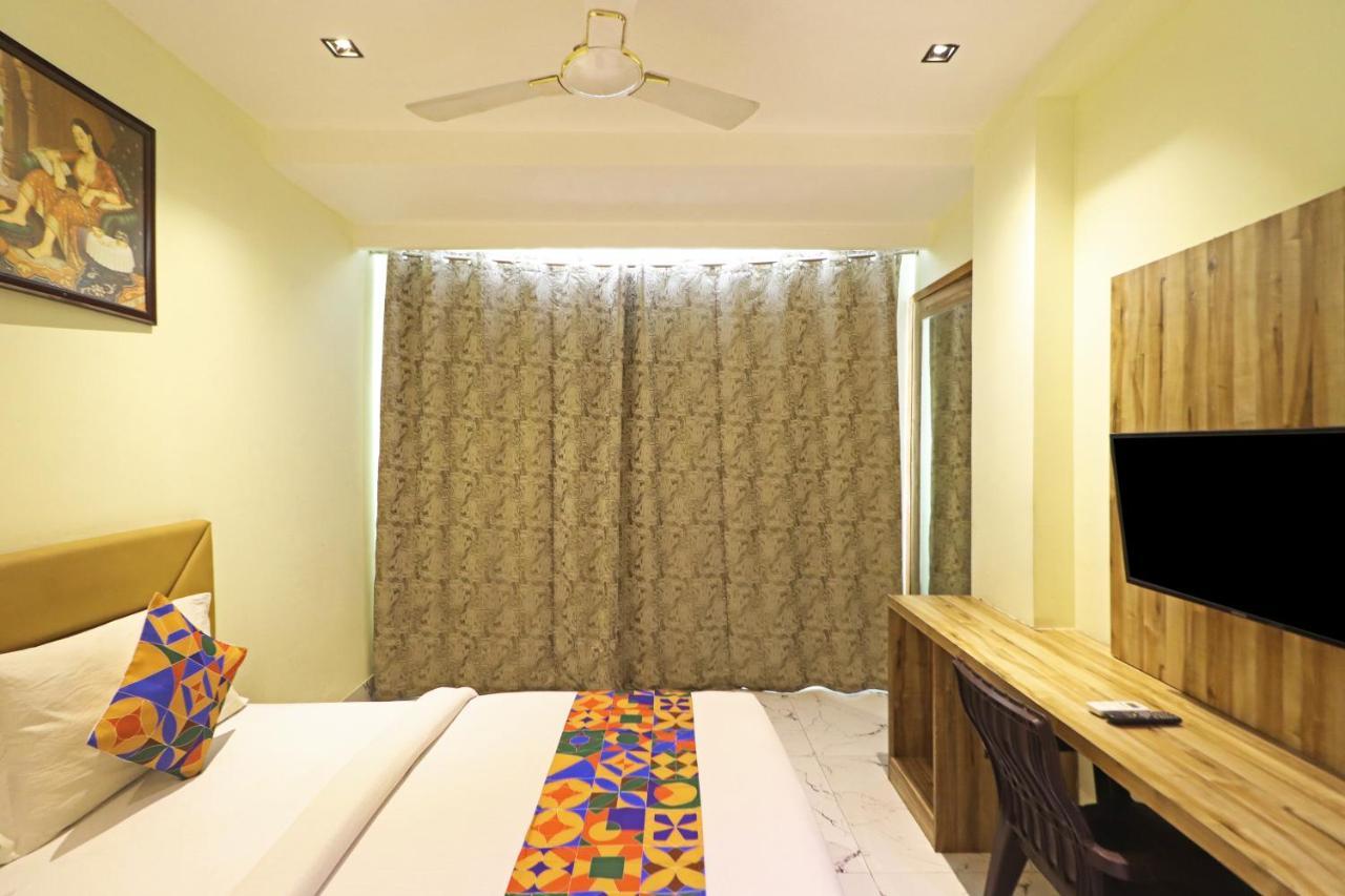 Hotel Good Vibe Near Delhi Igi Airport Нью-Делі Екстер'єр фото