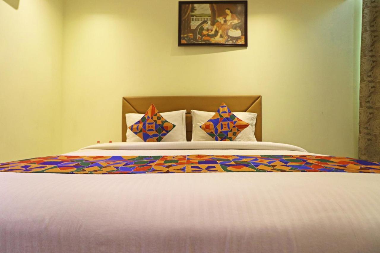Hotel Good Vibe Near Delhi Igi Airport Нью-Делі Екстер'єр фото