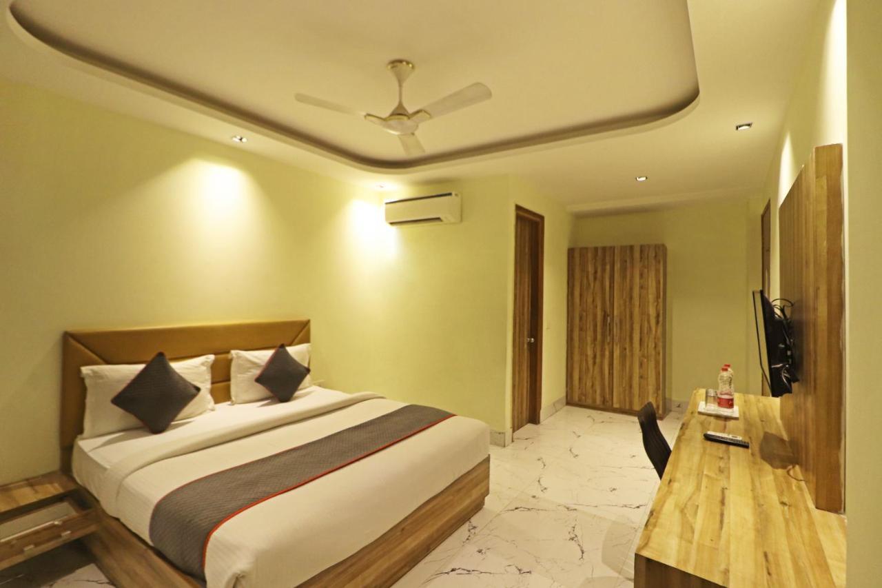 Hotel Good Vibe Near Delhi Igi Airport Нью-Делі Екстер'єр фото