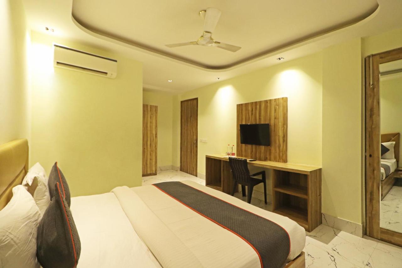 Hotel Good Vibe Near Delhi Igi Airport Нью-Делі Екстер'єр фото